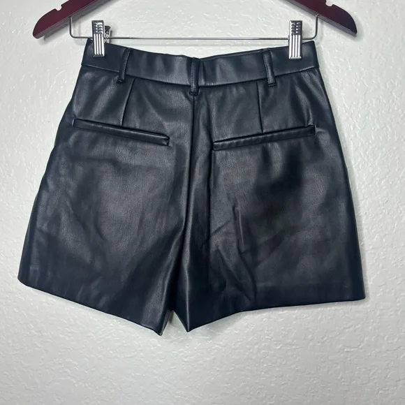 Zara Faux Leather Black High Rise Shorts Size XS - Picture 4 of 6